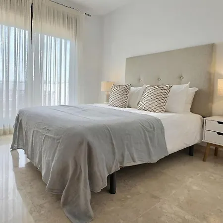 Gorgeous 3-bedroom Penthouse With Expansive Terrace In Casares Costa * Buenas Noches