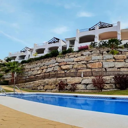 Gorgeous 3-bedroom Penthouse With Expansive Terrace In Casares Costa Apartment