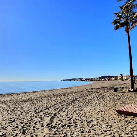 Gorgeous 3-bedroom Penthouse With Expansive Terrace In Casares Costa Apartment *