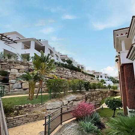 Apartment Gorgeous 3-bedroom Penthouse With Expansive Terrace In Casares Costa Buenas Noches